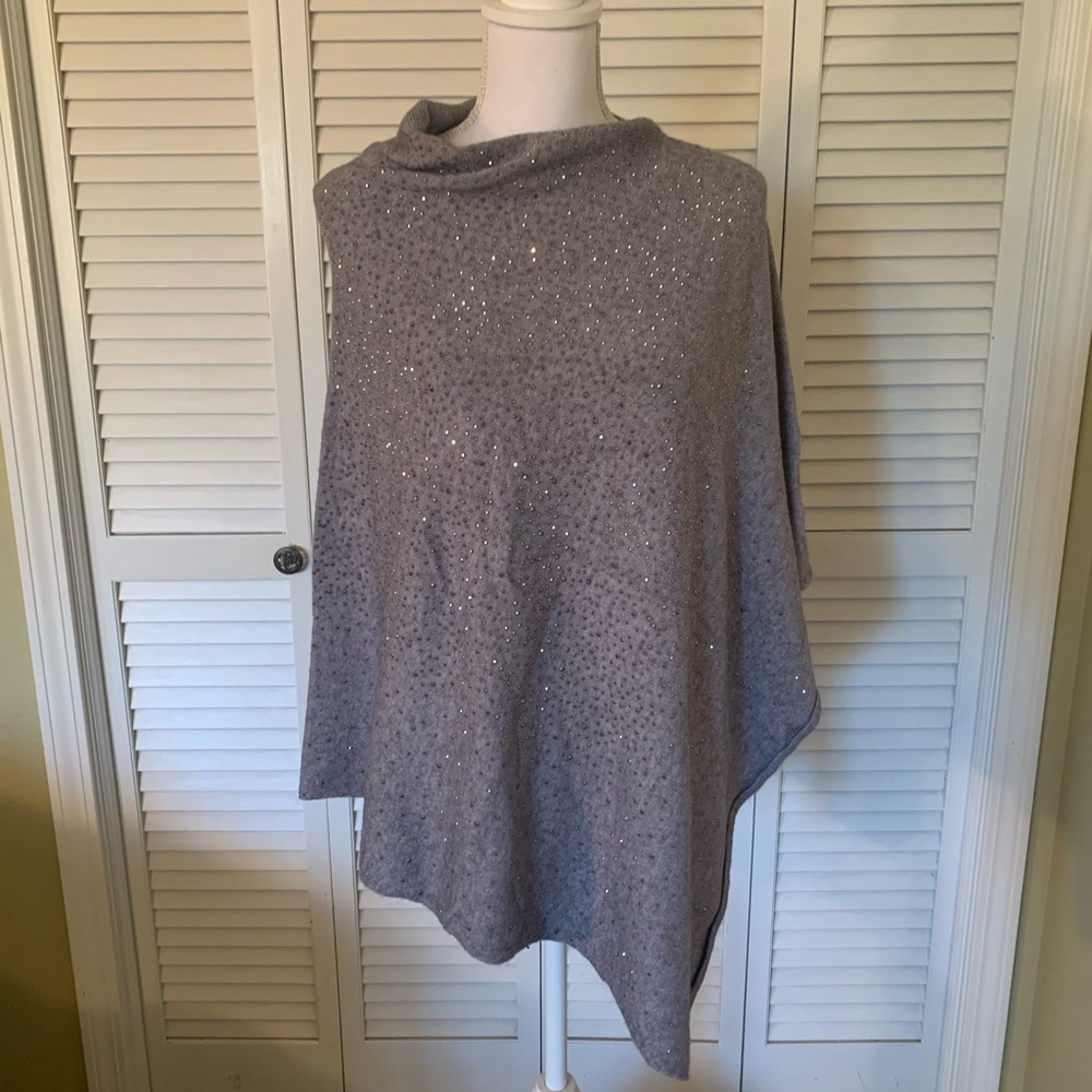 La Fiorentina Gray Women's Soft Embellished Poncho